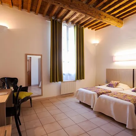 La Taverne Hotel