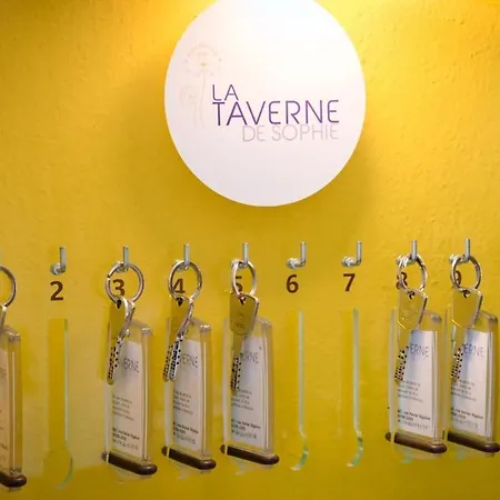 ホテル La Taverne 2*